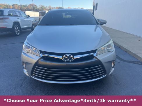 Used 2017 Toyota Camry LE image 8