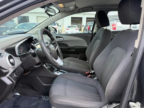 Used 2019 Chevrolet Sonic LT FWD image 2