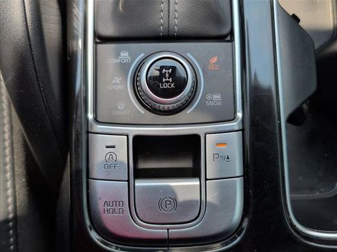 Used 2023 Kia Telluride S AWD/4WD image 18