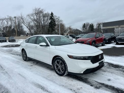 Used 2023 Honda Accord EX-L image 15