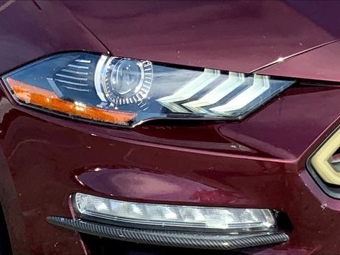 Used 2018 Ford Mustang Coupe image 20