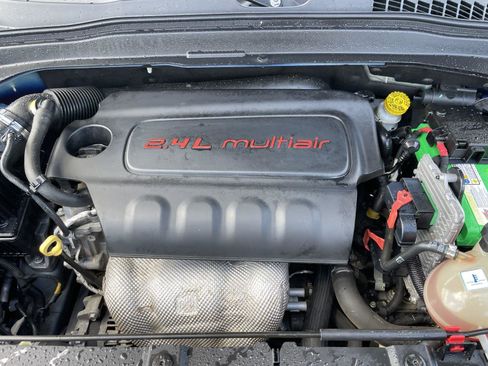 Used 2017 Jeep Renegade Sport w/ Power & Air Group FWD image 30