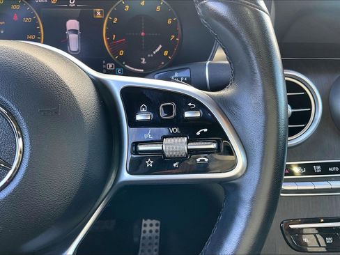 Used 2021 Mercedes-Benz GLC 300 4MATIC image 24