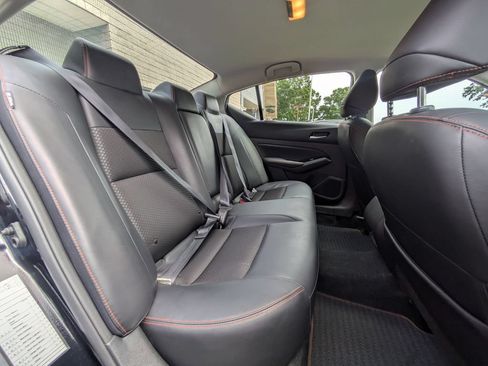 Used 2025 Nissan Altima 2.5 SR FWD image 29