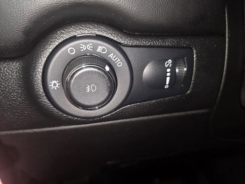 Used 2023 Dodge Durango GT image 12