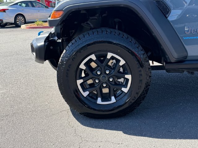 Used 2024 Jeep Wrangler Unlimited Rubicon 4xe AWD/4WD image 12