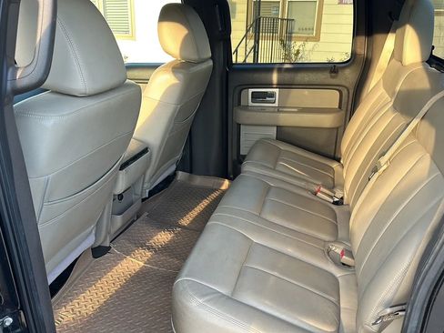 Used 2010 Ford F150 XLT image 13