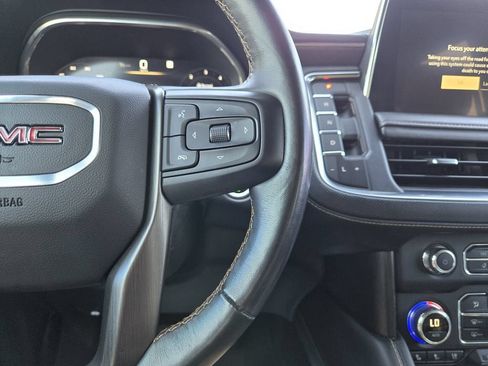 Used 2022 GMC Yukon AT4 AWD/4WD image 18