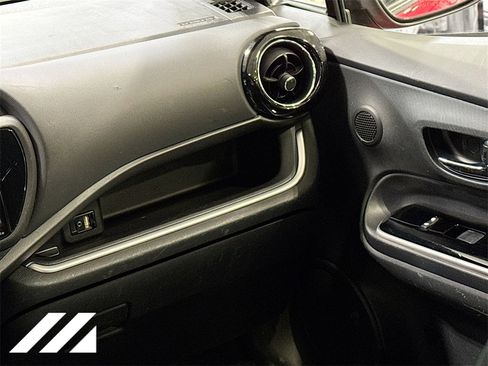 Used 2017 Toyota Prius C Three image 23