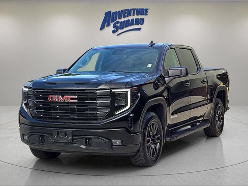 Used 2025 GMC Sierra 1500 Elevation AWD/4WD image 2