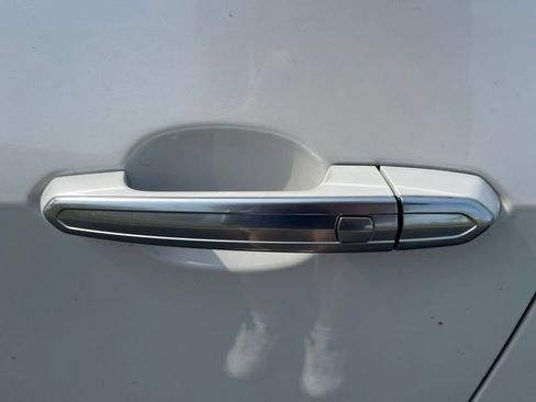 Used 2017 Cadillac CTS Luxury RWD image 16