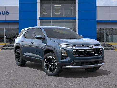 New 2027 Chevrolet Equinox LT w/ LPO, Floor Liner Package AWD/4WD image 7