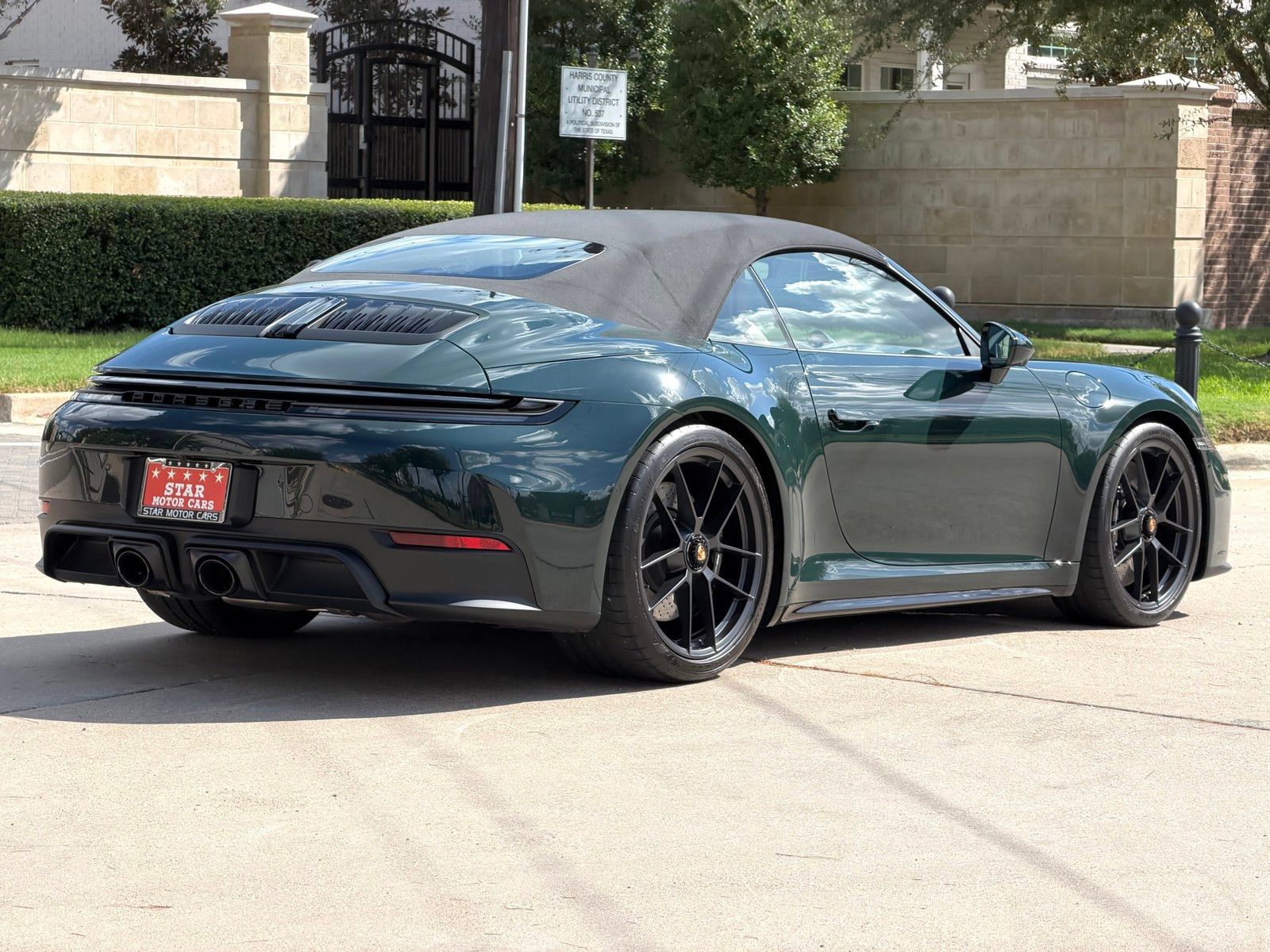 Used 2025 Porsche 911 Carrera GTS RWD image 13