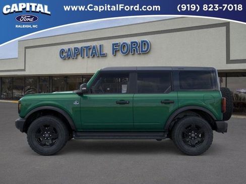 New 2025 Ford Bronco Outer Banks image 3