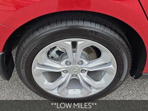 Certified 2025 Honda Accord LX image 11