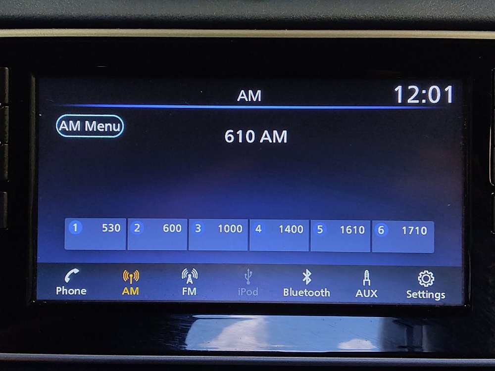 Used 2025 Nissan Versa SV w/ Trunk Package FWD image 25