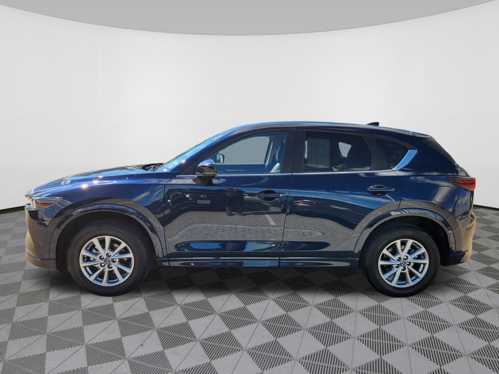 Certified 2024 MAZDA CX-5 AWD 2.5 S w/ Preferred Package image 5