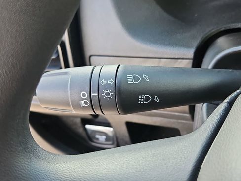 Used 2025 RAM ProMaster 3500 w/ Crew Van Package image 24