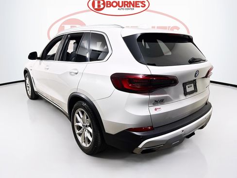 Used 2022 BMW X5 xDrive45e AWD/4WD image 9