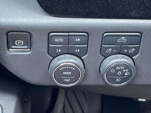 Certified 2023 Chevrolet Silverado 1500 LT Trail Boss w/ Protection Package AWD/4WD image 33