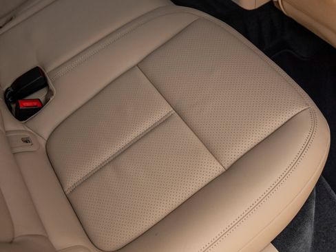 New 2026 Porsche Macan AWD/4WD image 41