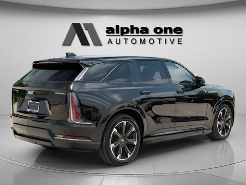 Used 2026 Cadillac Escalade IQ Sport 2 AWD/4WD image 7