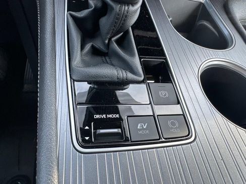 New 2026 Toyota Sienna XLE AWD/4WD image 17