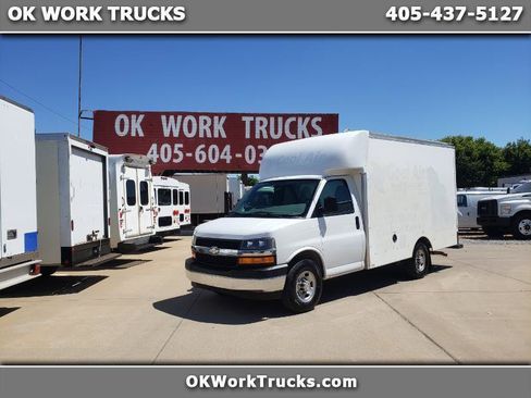 Used 2020 Chevrolet Express 3500 w/ Power Convenience Package RWD image 1