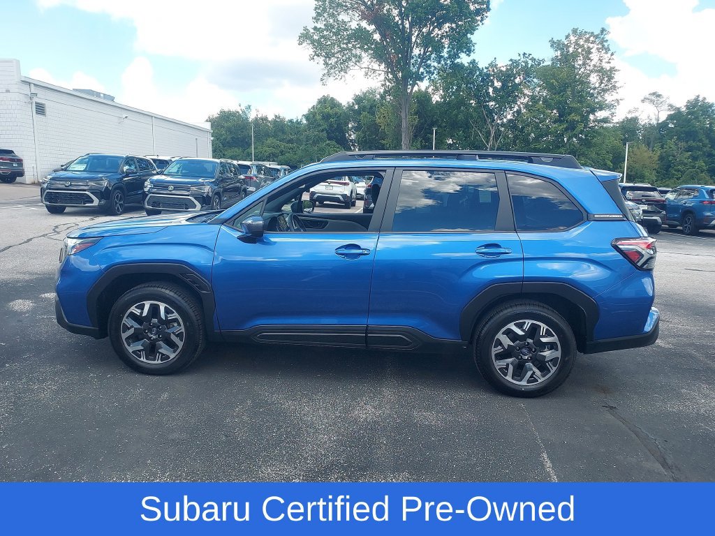 Used 2026 Subaru Forester Premium AWD/4WD image 2