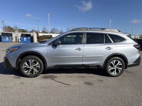Used 2022 Subaru Outback Limited image 6