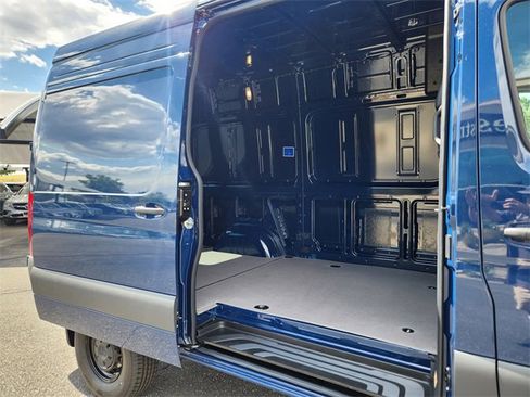 New 2025 Mercedes-Benz Sprinter 2500 image 15