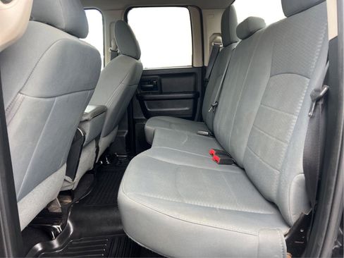 Used 2017 RAM 1500 Express image 12