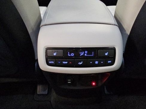 Used 2022 Hyundai Palisade SEL w/ Premium Package image 30