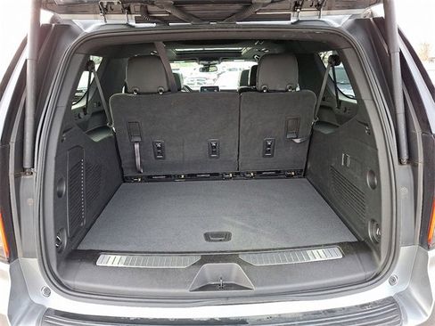 Used 2023 Chevrolet Suburban RST image 26