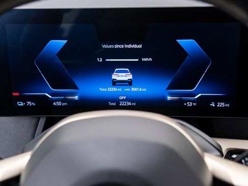 Used 2024 BMW iX xDrive50 w/ Convenience Package image 24