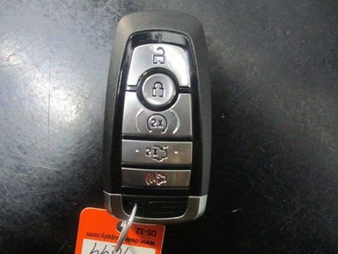 Used 2024 Ford Mustang GT Premium image 19