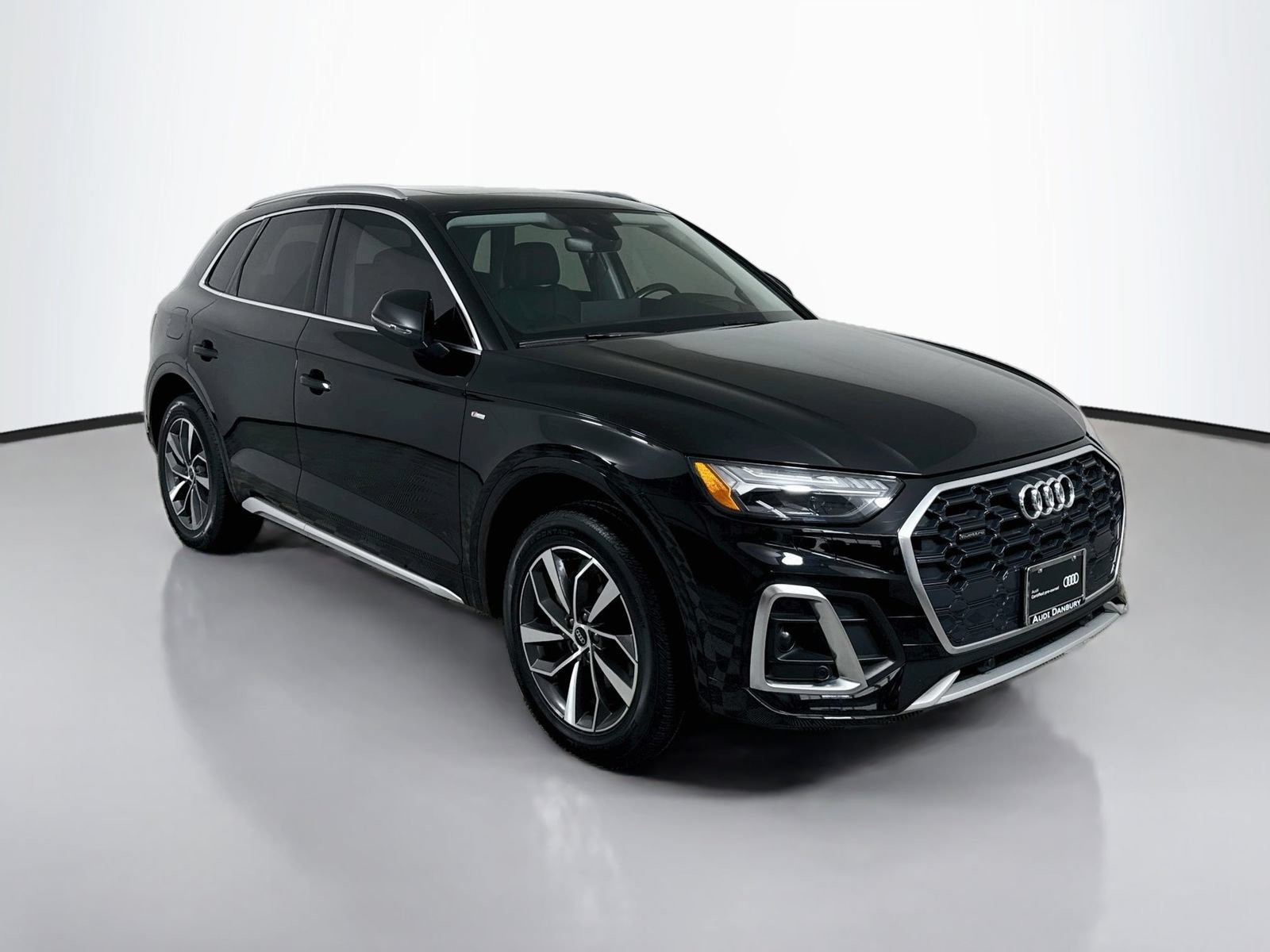 Certified 2023 Audi Q5 2.0T Prestige AWD/4WD image 7