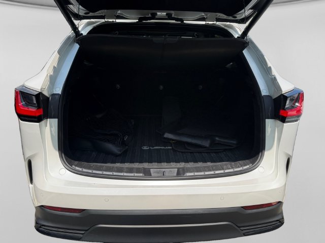 Used 2024 Lexus NX 350 AWD w/ Vision Package image 9