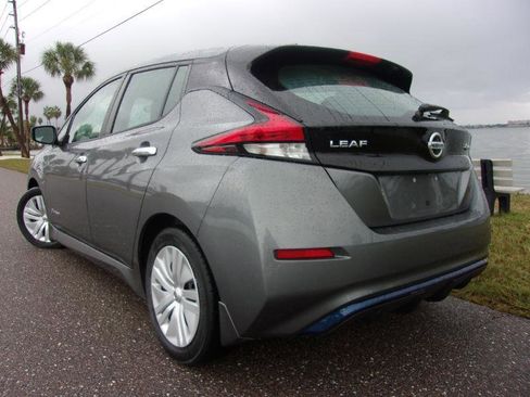 Used 2018 Nissan Leaf S w/ S Charge Package FWD image 13