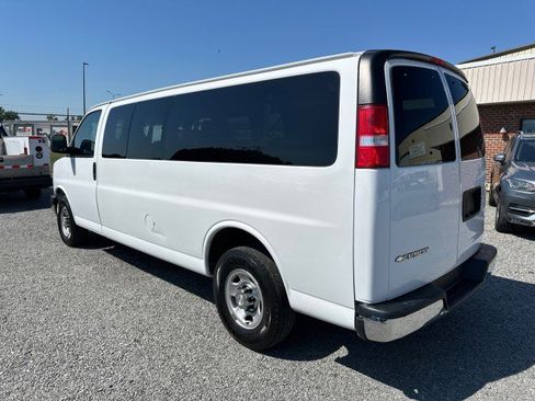 Used 2019 Chevrolet Express 3500 LT w/ LT Preferred Equipment Group RWD image 13