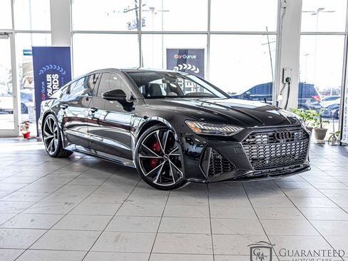 Used 2023 Audi RS 7 Sportback w/ Carbon Optic Package image 3