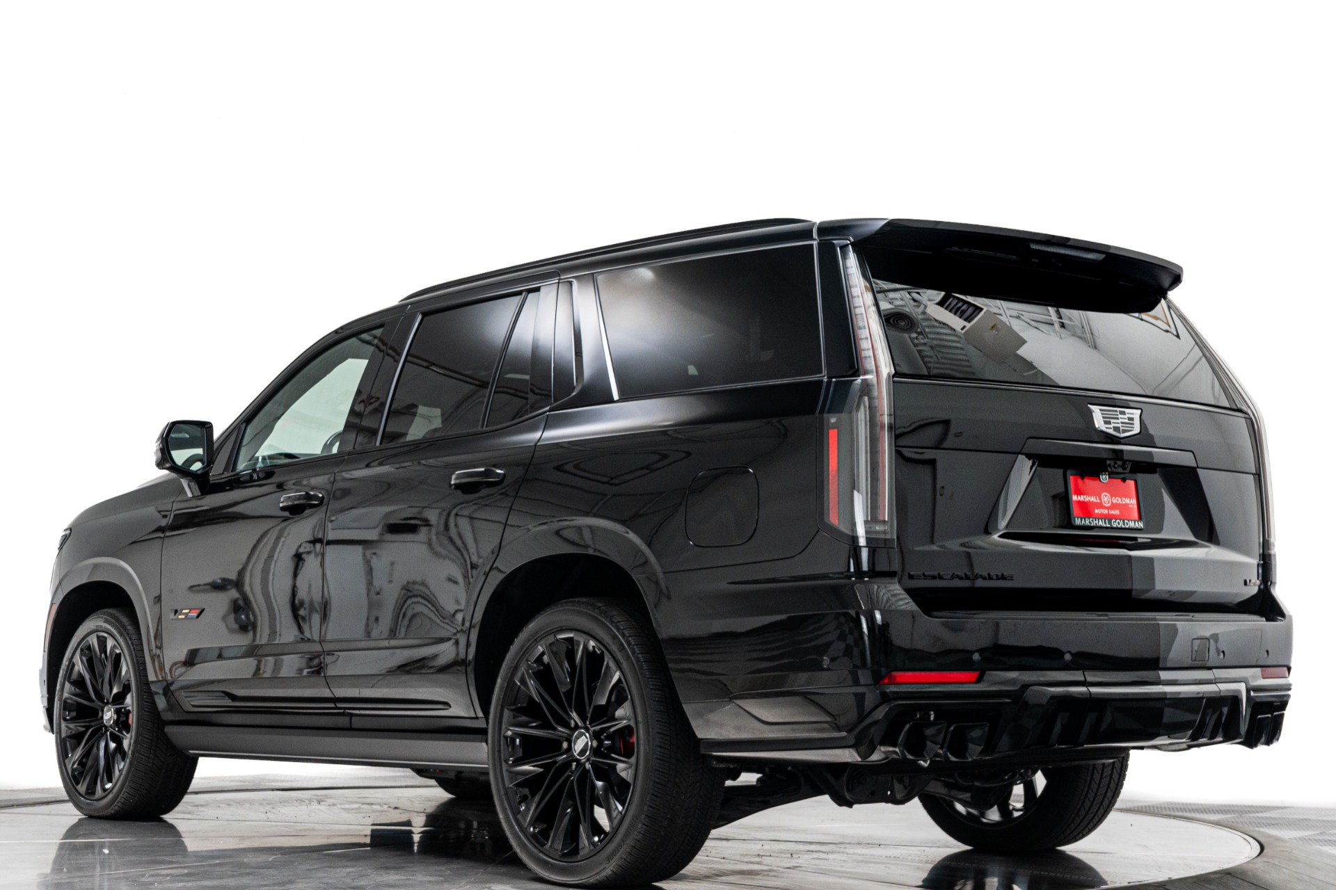 Used 2026 Cadillac Escalade V w/ LPO, ONYX Package AWD/4WD image 39