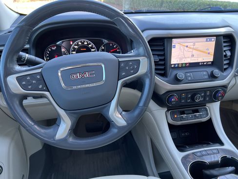 Used 2021 GMC Acadia Denali w/ Denali Technology Package image 30