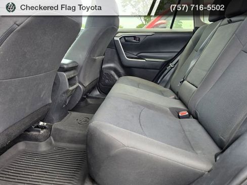 Used 2021 Toyota RAV4 LE FWD image 21