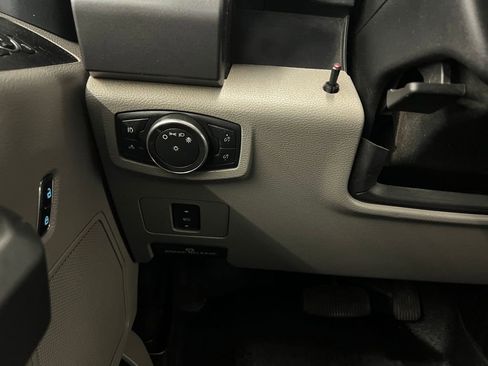 Used 2017 Ford F350 XLT w/ XLT Value Package AWD/4WD image 24