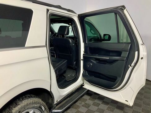 Used 2021 Ford Expedition Max XLT image 24