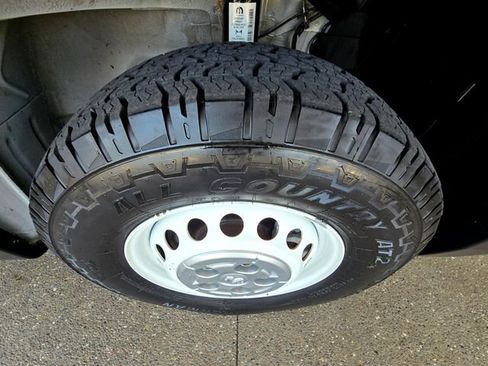 Used 2023 RAM ProMaster 2500 FWD image 27