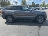 Used 2020 Jeep Grand Cherokee Limited image 2
