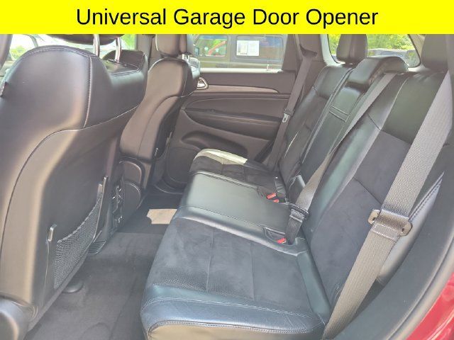 Used 2018 Jeep Grand Cherokee Altitude AWD/4WD image 14