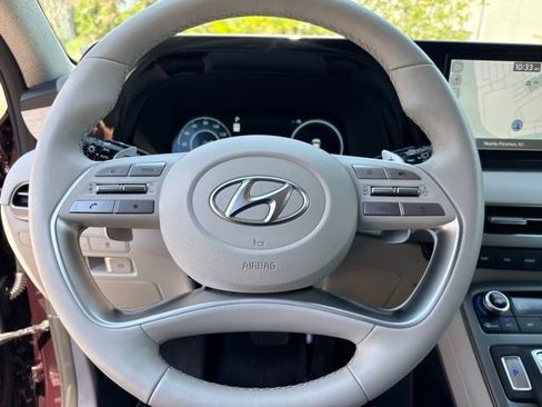 Used 2024 Hyundai Palisade Limited AWD/4WD image 15